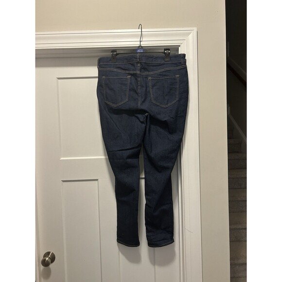 Old Navy Mid-Rise Rockstar Super Skinny Jeans Women’s Size 16 Denim Dark Wash - Picture 7 of 8